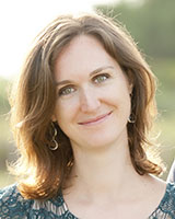  Emily Callaci