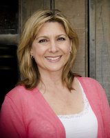  Marguerite Helmers